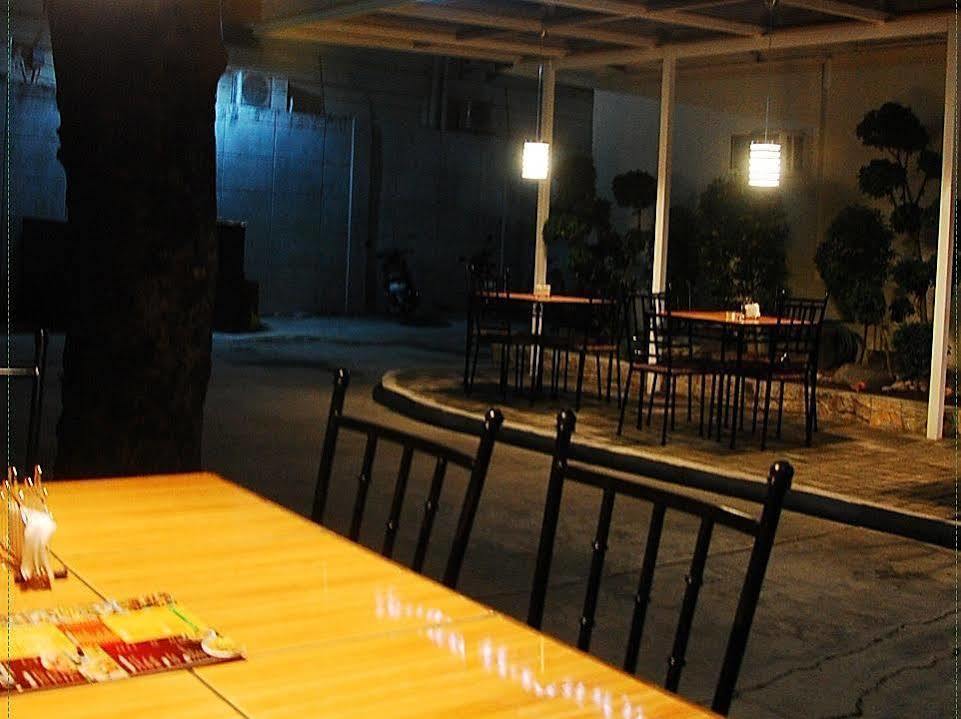 Rumi Apartelle Hotel Angeles Exterior foto