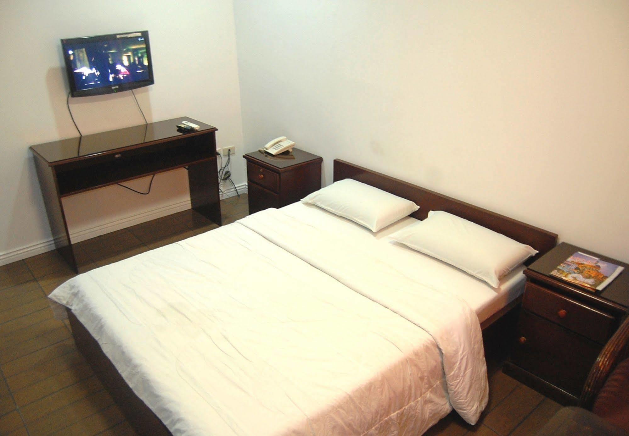 Rumi Apartelle Hotel Angeles Exterior foto